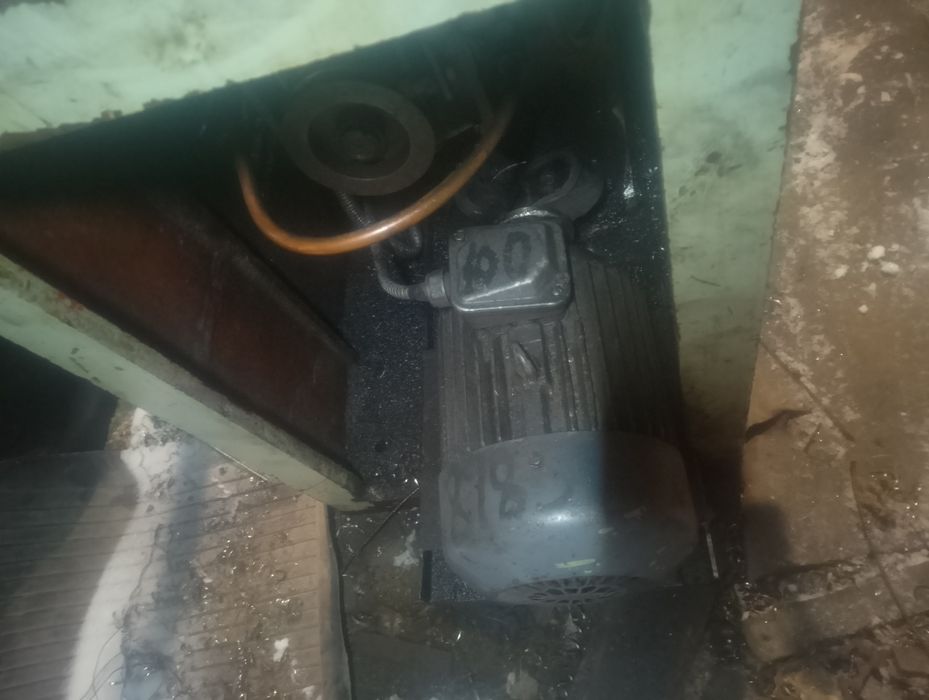 Токарный станок 16Б05П