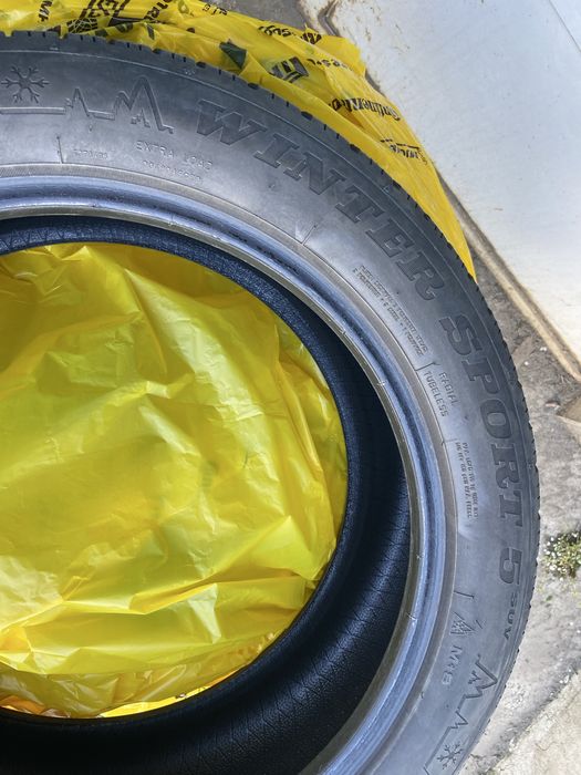 Зимни гуми Dunlop 215 55 18