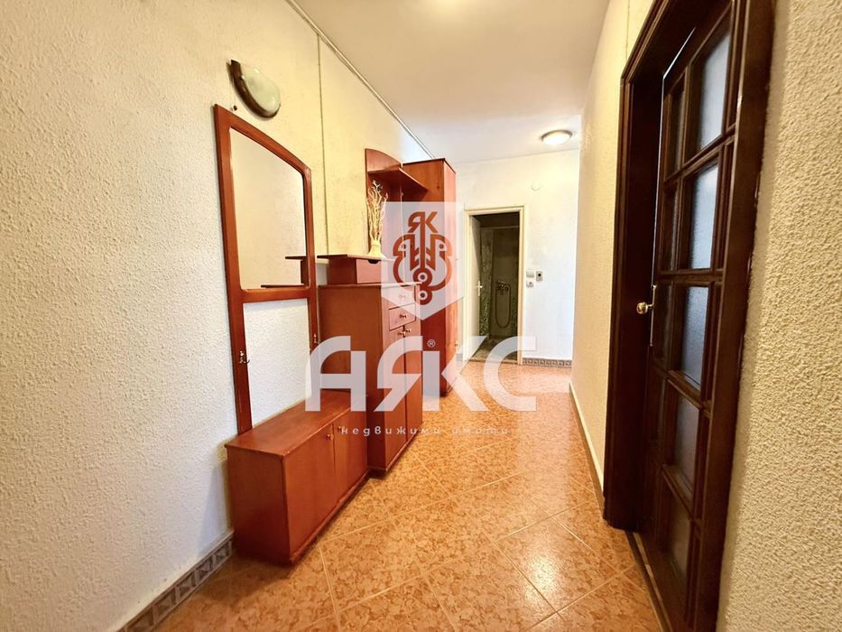 Дава се под наем Тристаен апартамент в София, Връбница 2 - 75 кв.м за 510 € - Снимка #8