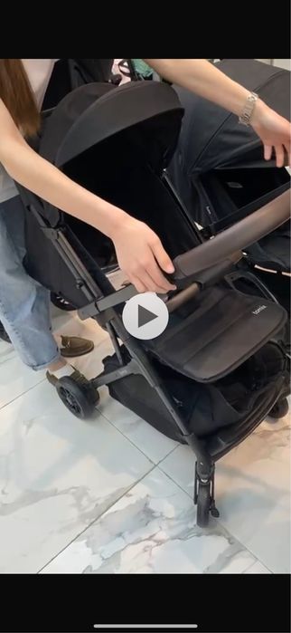 Коляска прогулочная