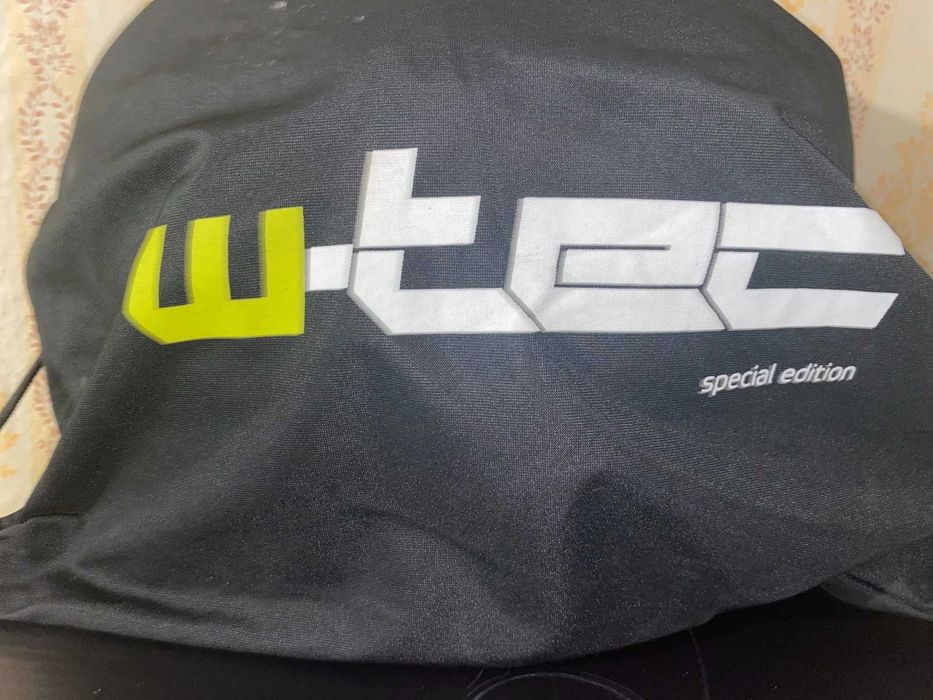 Карбонова каска  W teck   XL