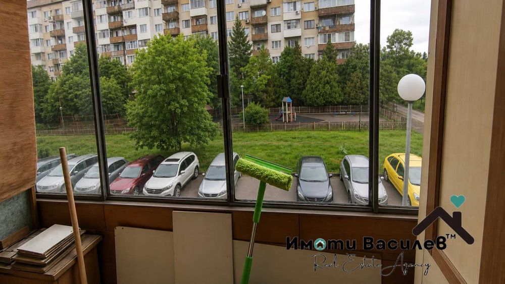 Продава 3-СТАЕН град София, Сухата река