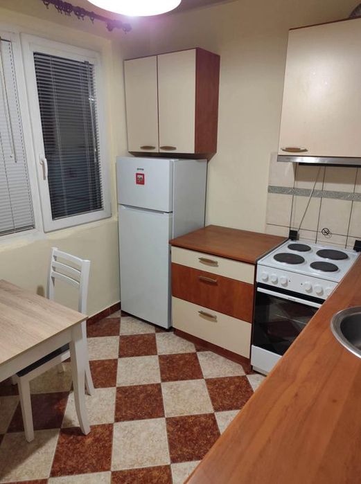 Дава се под наем Едностаен апартамент в София, Люлин 9 - 50 кв.м за 433.5 € - Снимка #1