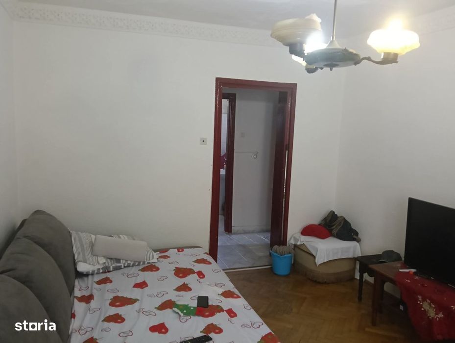Apartament 4 camere/ Calimanesti / Etaj 2 /