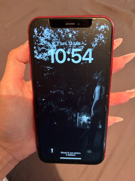 Iphone 11 Red 64 GB