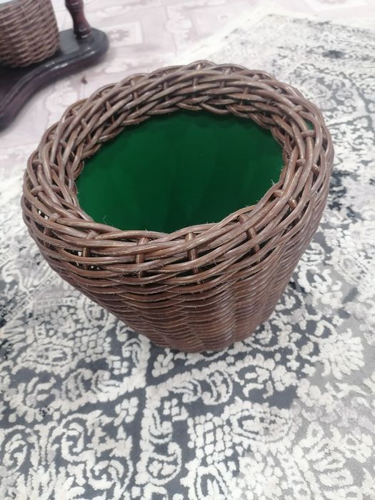 Кашпо из ротанга