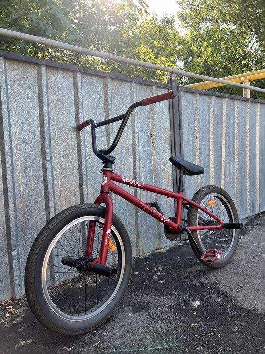 Трюковой велосипед BMX