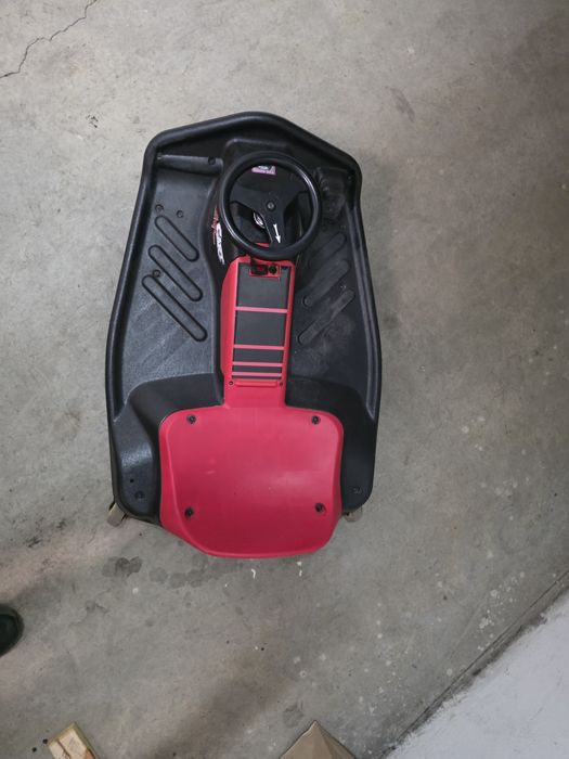 Детски дрифт карт Razor Crazy Cart за смена на акумулатор