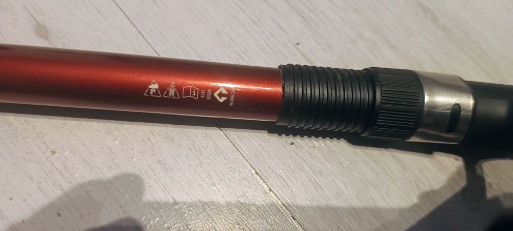 Lansetă cu mulinetă