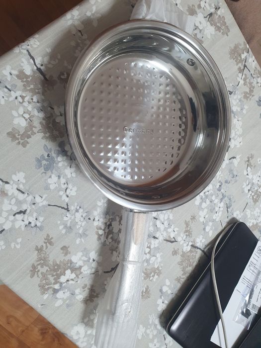 Продам кастрюли ковш и сковороду цептер