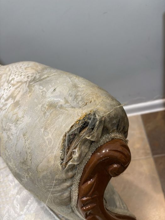 Антикварен диван + 3 кресла – масивно дърво