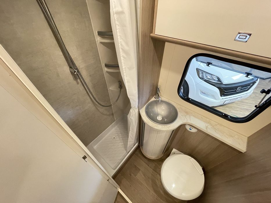 Vanzare Autorulote model 2025 - XGO DYNAMIC 39, Fiat Ducato, 6 Locuri