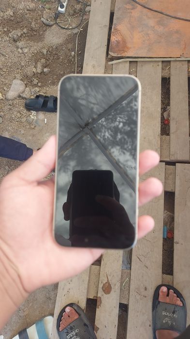 Продаю iPhone 16 Pro Max Android