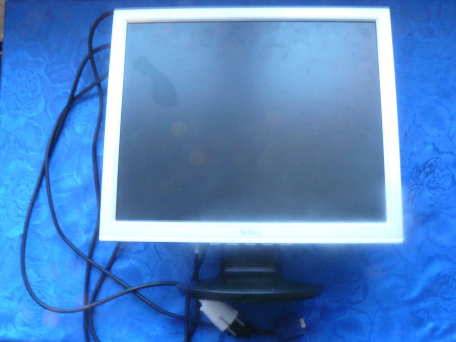 Vand Monitor Belinea pe LED