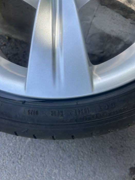 Гуми с джанти за БМВ Е90 18”.