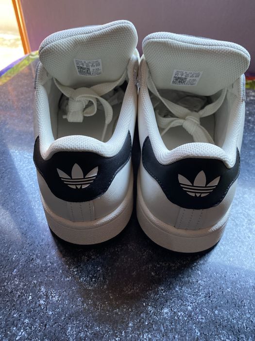 Adidas Gampus nr 40 Noi