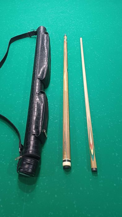 Кий бильярдный .