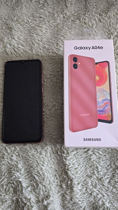 Продам телефон Galaxy A04e