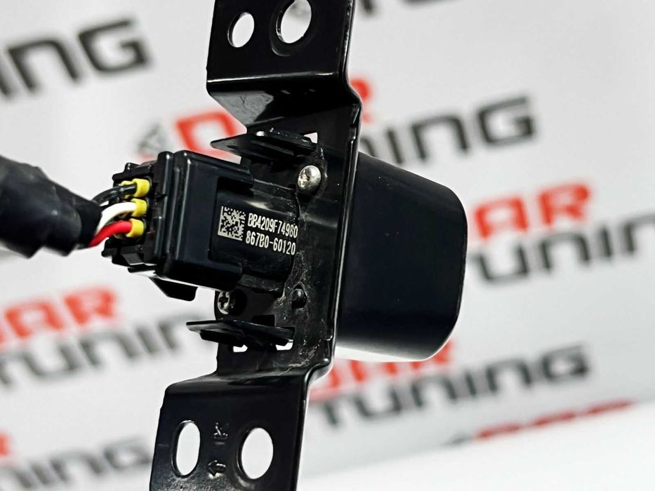 Передняя камера Prado 150 бу оригинал