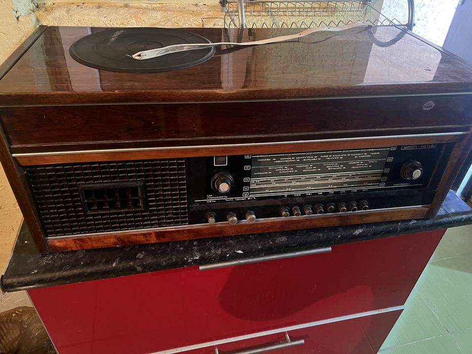 Винтажный радио