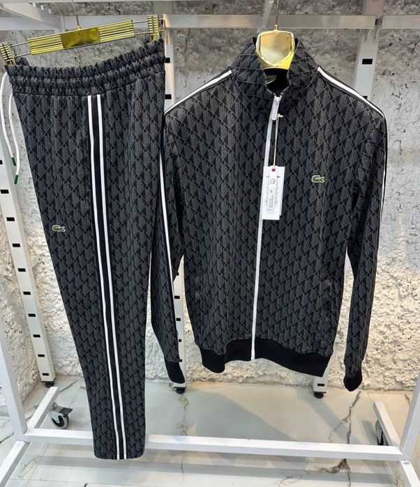 Спортен комплект Lacoste , Moncler