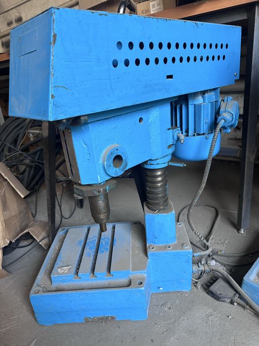 Станок сверильный