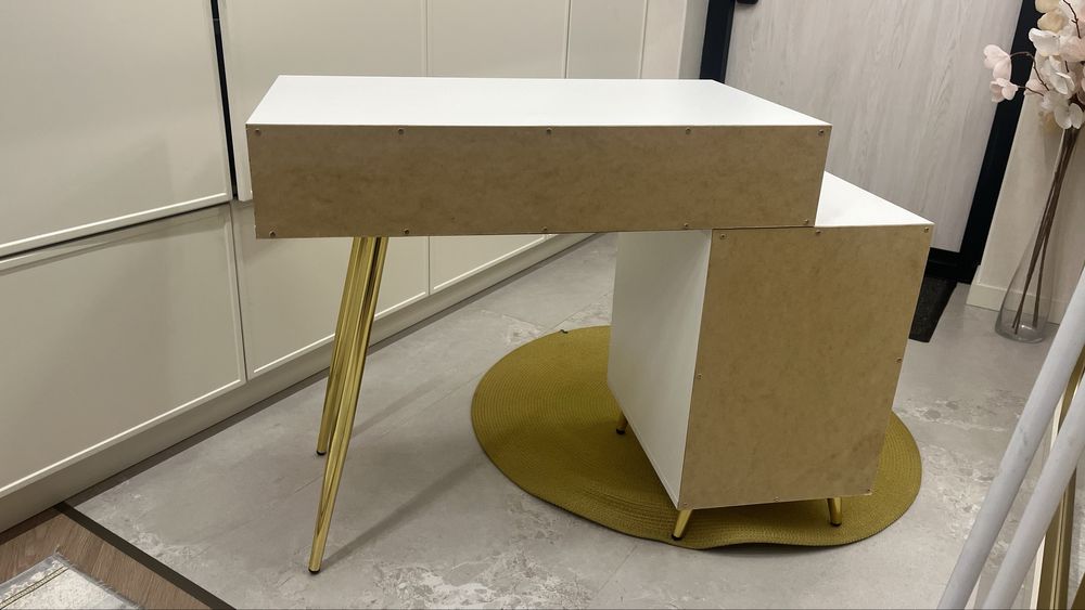 Продается тумба в хорошем состоянии