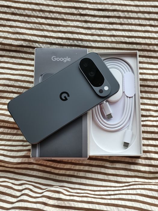 Pixel 10 Pro 256 gb Ram 16 польный комплект