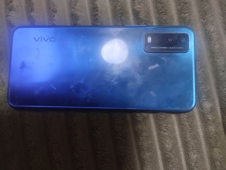Vivo Y20 смартфон