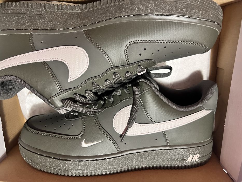 Nike Air Force 1 ’07 Low – Tech Grey / College Grey