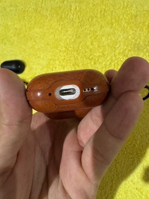 Ноушник Air Pods 4 type c orig