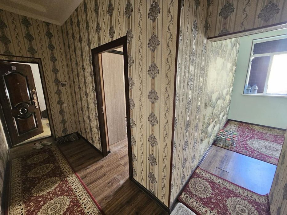 5каватли домнинг 2каватида 1хонали квартира ижарага берилади