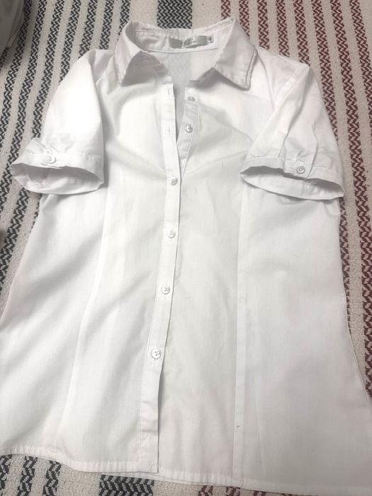 Рубашки для девочки, все вместе за 2000