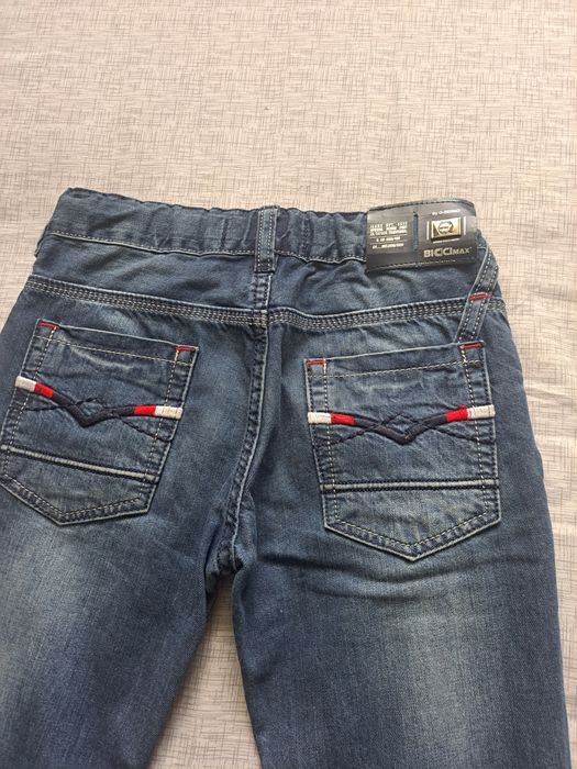 Срочно продам джинсы