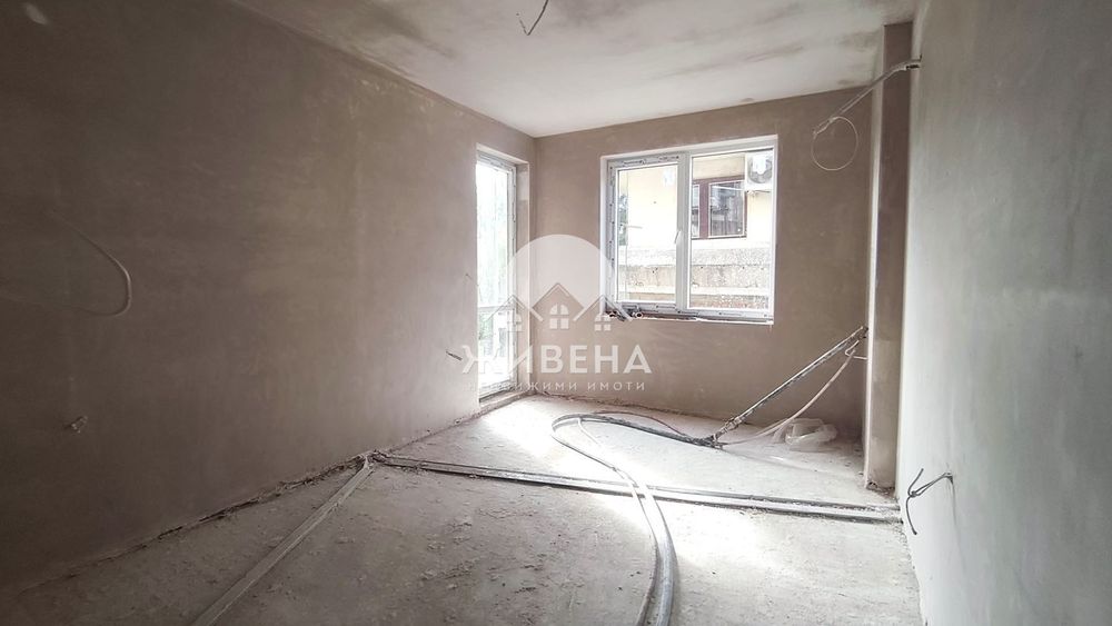Продава нов 3-стаен апартамент, кв. Виница