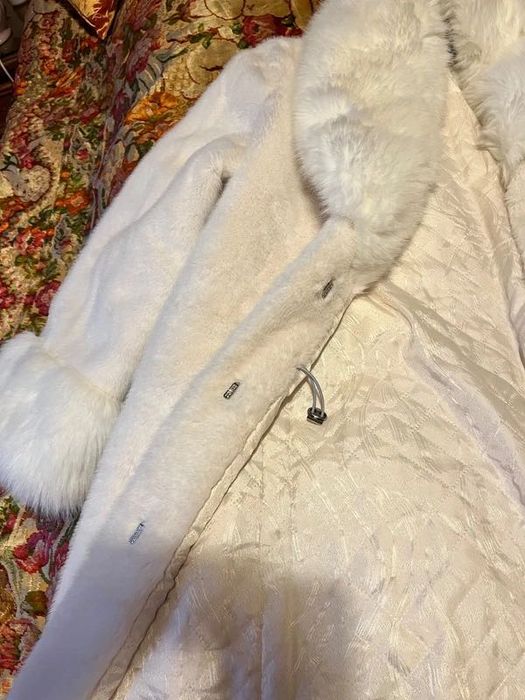 Haina alba lunga noua din blana eco nurca vizon Greenminks