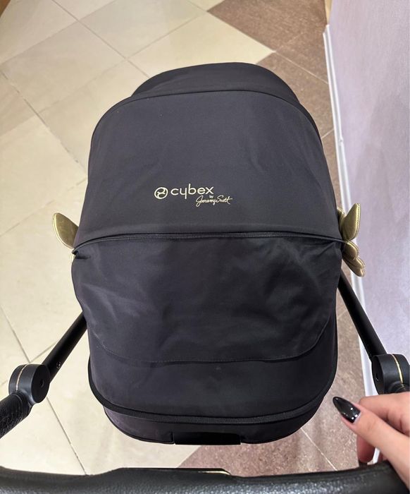 Продам детскую коляску