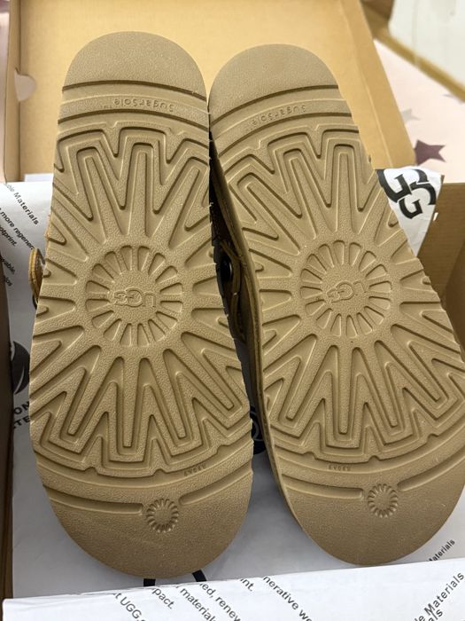UGG papuc imblaniti
