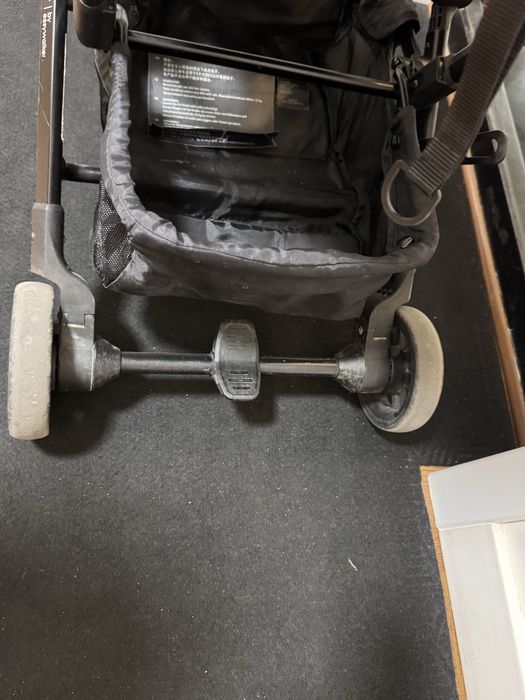 Продаю коляску EasyWalker Mini