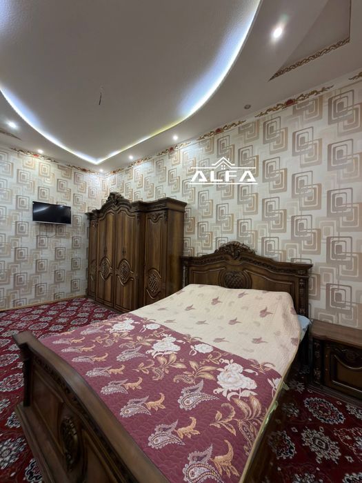 Bolgarski pasyolka 2 xonali 70 m2 + podval 70 m2 1-qavat sotiladi