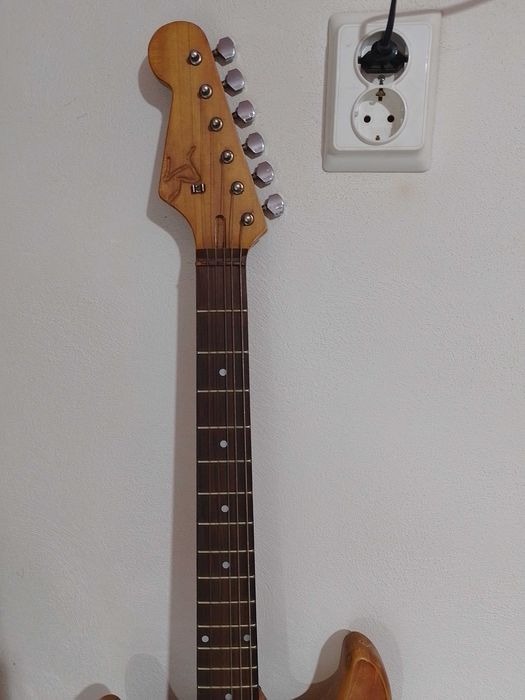 Chitara electrica retro