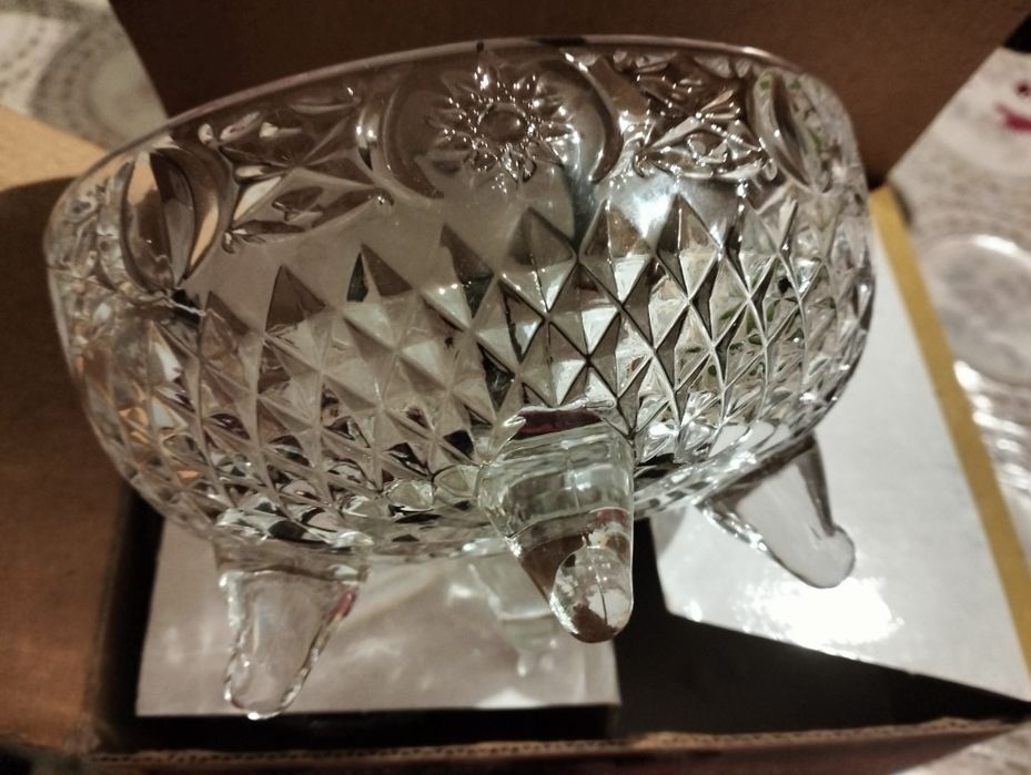 Конфетница новая