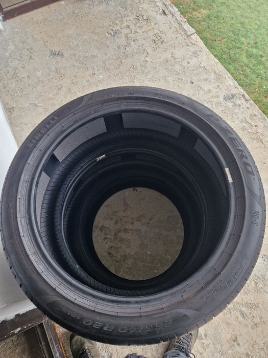 Продавам летни гуми PIRELLI "P ZERO " 255/40/20.