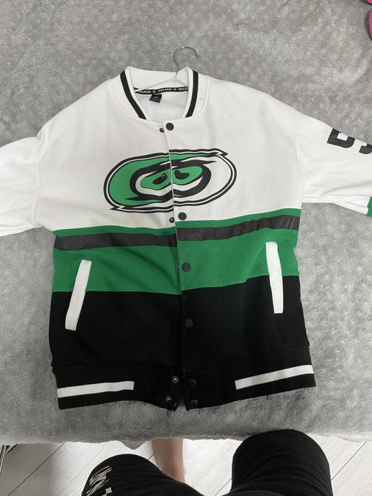 продам хорошие кофты в отлисном состоянии