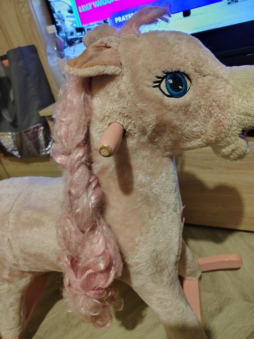 Розово люлеещо пони