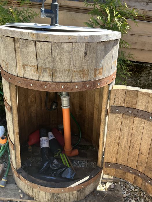 Дървена каца външна мивка