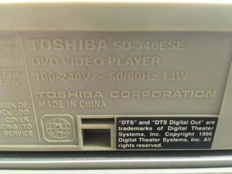 Toshiba SD-340ESE CD/DVD player