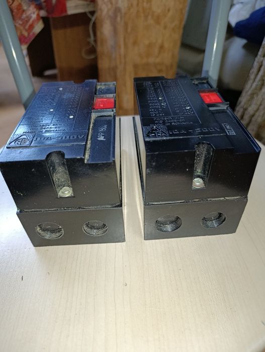 Vând Contractori Electrici TCA 10A-500V