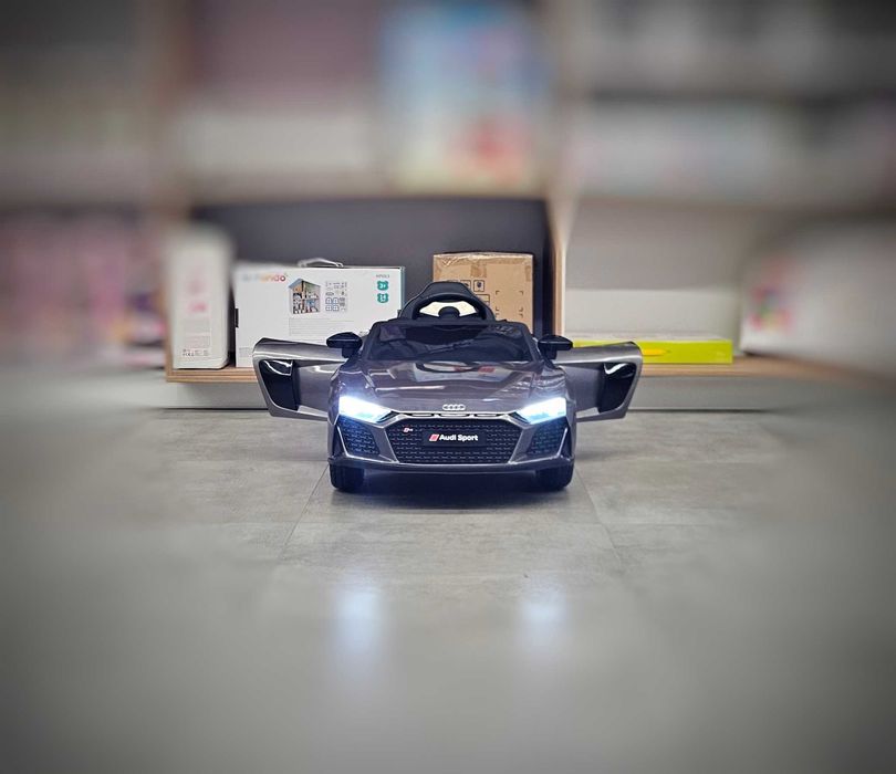 ТОП ЦЕНА!НОВО!Акумулаторна кола Audi R8 SPYDER с 12V батерия,EVA гуми