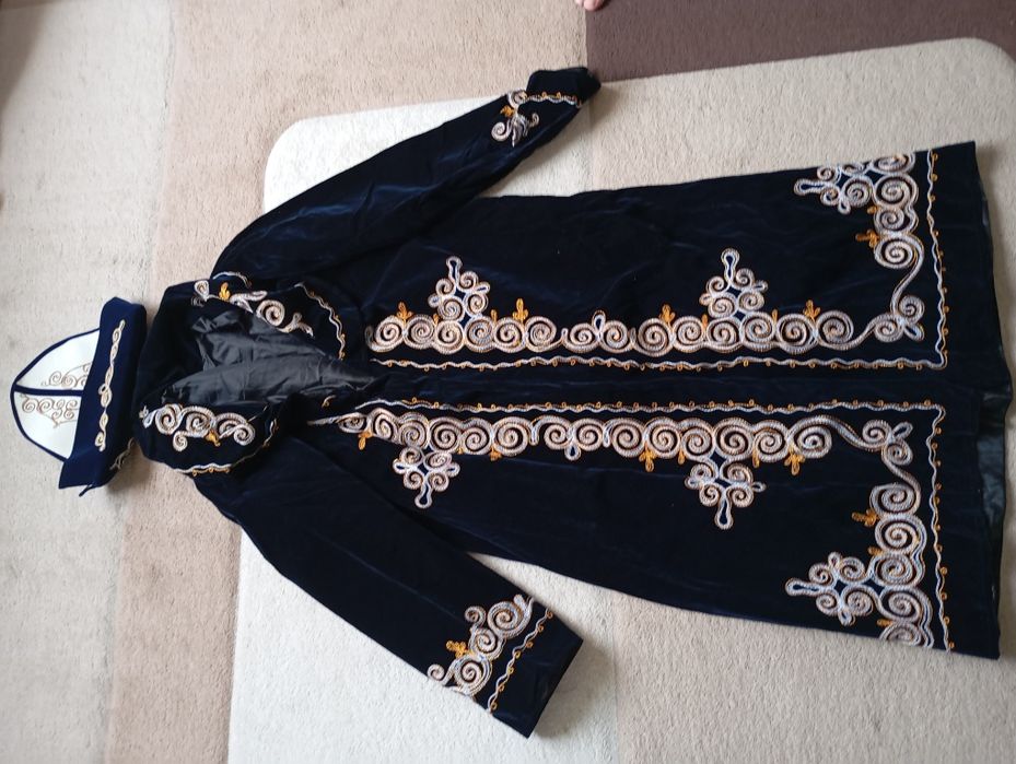 Продам.    чапан